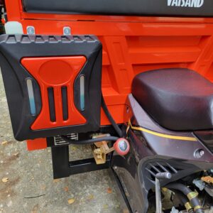 Tanque de líquido refrigerante doble con bajo del motocarro Vaisand 250 – 3W Motors Medellín
